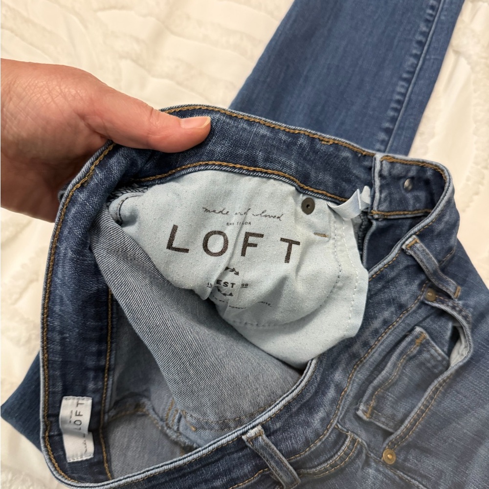 LOFT Women's Curvy Skinny Jeans - Picture 6 of 6